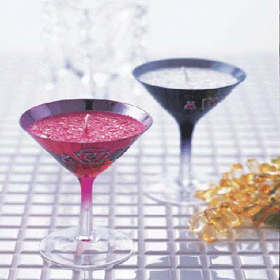 ����������H������T