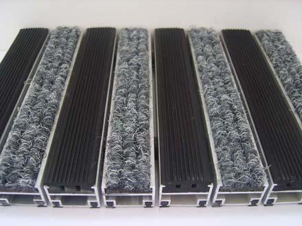 ������m�؉|�坍�����ɲ��`