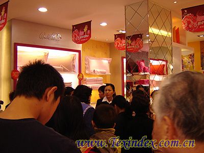 �������h�؅^�������F