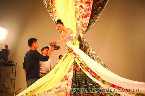 ������������һҹ��ͬ��