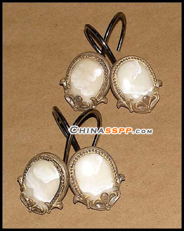 �ͽ��������ϵĕr(sh��)�У�����