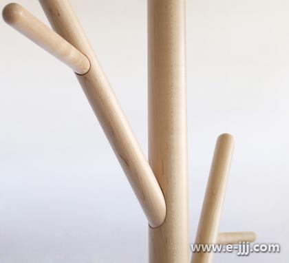 �L(f��ng)�ҚW�����¼܄�(chu��ng  )���OӋ