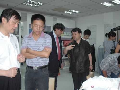 �Ϻ��F�������a(ch��n)�I(y��)�@��(chu��ng  )�»��ؽ��ս���