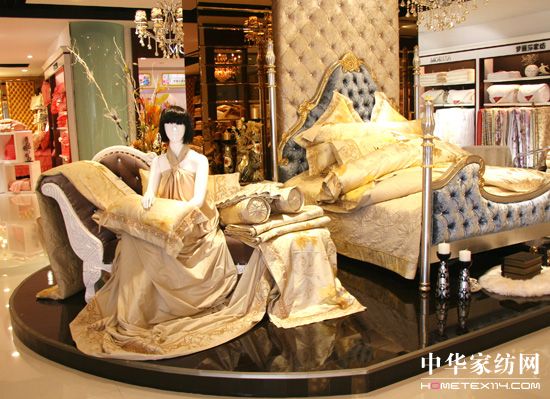 ��(m��ng)��ɯ��չ�d����չʾ