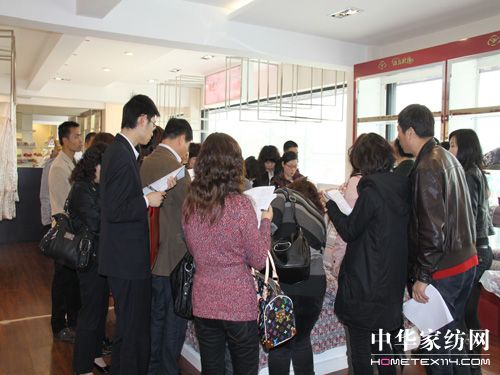 �Ϸ����2011�ﶬ��Ʒ�u����(hu�� )���_(k��i)