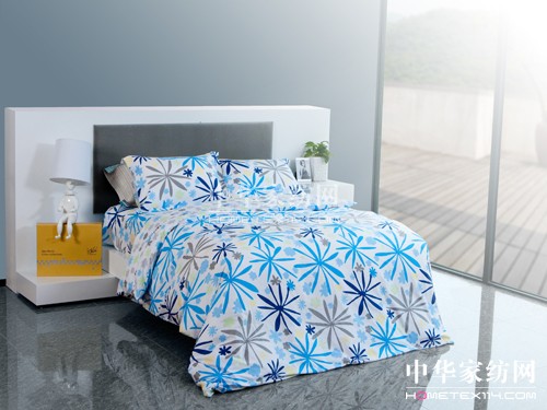 �{���`���l(f��)�������С��{ɫ�L(f��ng)����