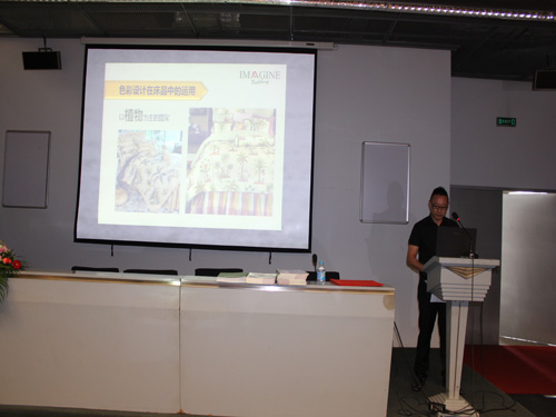 ����������ʽ�Ҽ��l(f��)չ�߷�Փ�����e�k