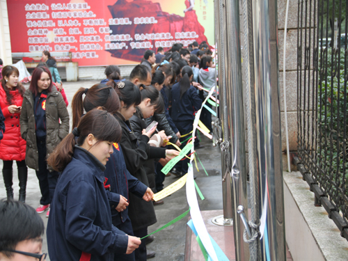 ʢ��F�e�kȤζ�\��(d��ng)��(hu�� )�c�������˹���