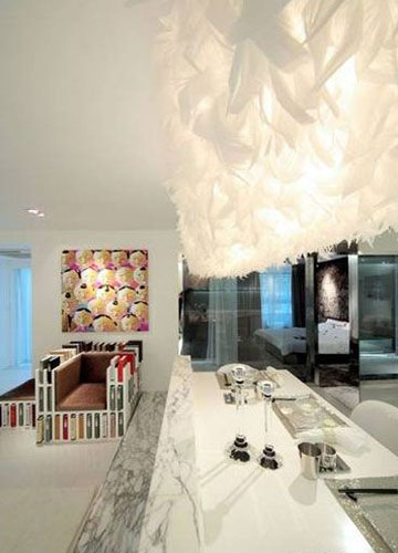 ��ɫ�{+���ʳɾ�ͨ͸���m�҈@