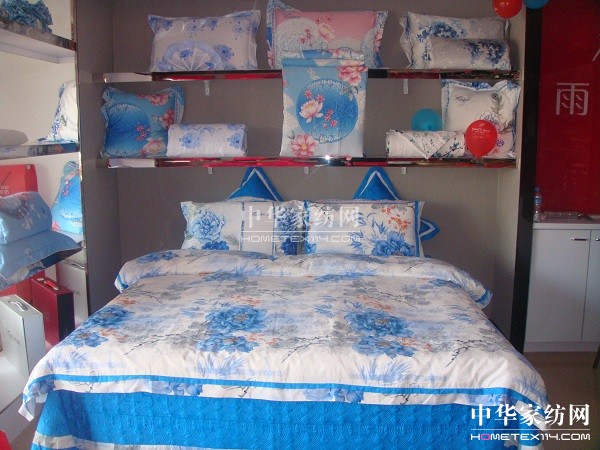 ���m���h��(zhu��n)�u(m��i)����ʽ���Г�ռ�Ј�(ch��ng)�A(y��ng)�̙C