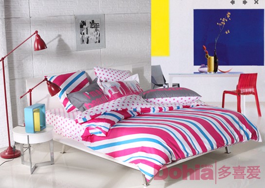 ��ϲ��(��i)�Ҽ����r(sh��)�мҾ����������D�����y