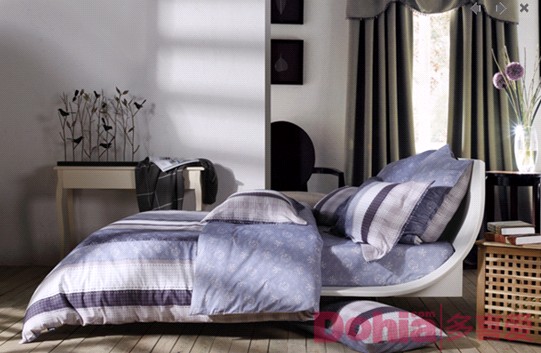 ��ϲ��(��i)�Ҽ����r(sh��)�мҾ����������D�����y