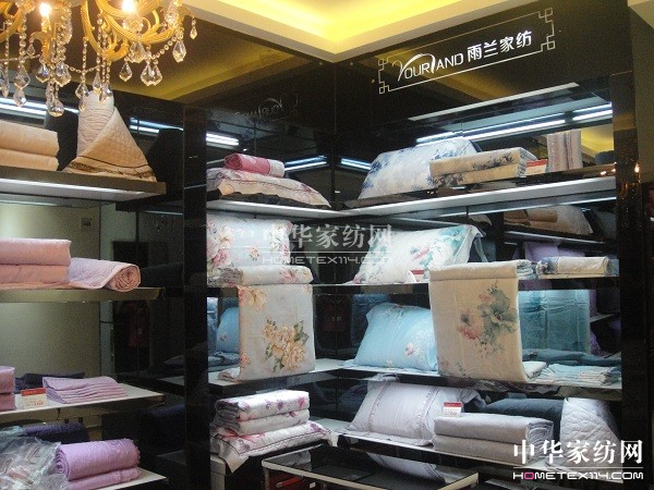 ���m�Ҽ��Ĵ�ǰ�h��(zhu��n)�u(m��i)���_(k��i)�I(y��)�I(y��)��(j��)һ·�h�t