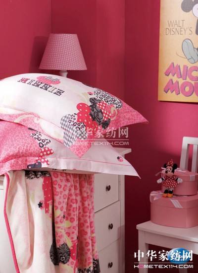 ��ʿ��Ҽ�2012�ﶬ��Ʒ����옷(l�� )�r(sh��)�м�