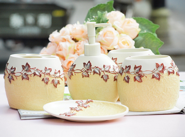 �Ҿ���Ʒ15�����(sh��)֬�lԡ�׼�