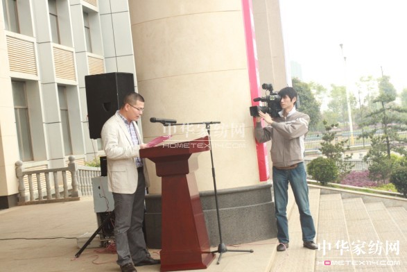 �y���������V��(��i)��