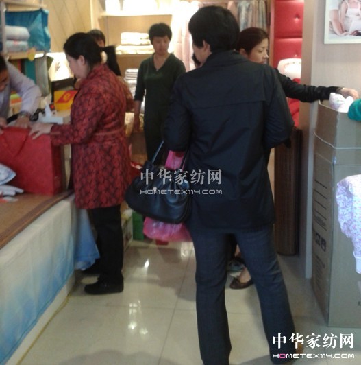 �t���Ҽ�ֱ�I(y��ng)�����_(k��i)�µ�