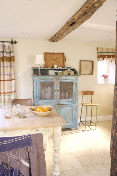 ����ɫ���b����l��ζʮ��������N��