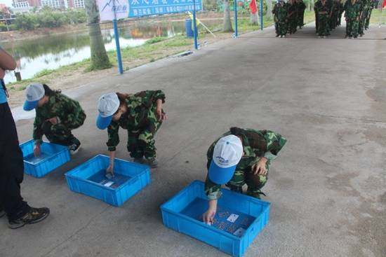 ���Ć������L(f��ng)��ͬ��