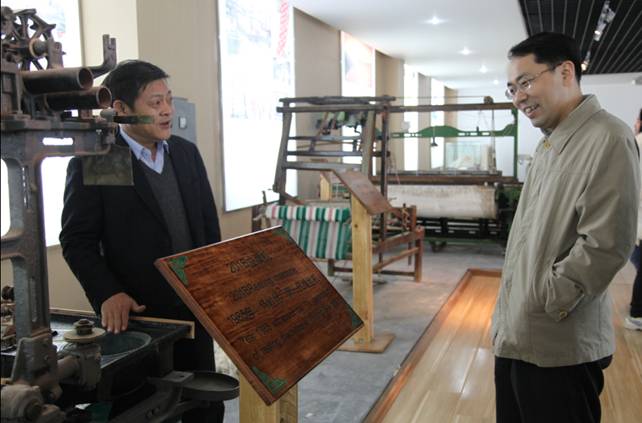 ���ýz�I��ʡί�M�����I(l��ng)���W���{��