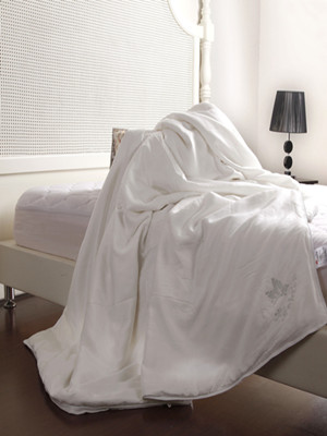 �Q�z���������еă�(y��u)�c(di��n)����Щ��