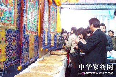 ��̺���Hչ�߽z�I֮·��̺չ����(hu�� )8���e��