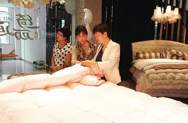 ���_�Ҽ�2015Ʒ���ƽ��(hu�� )�A�M(m��n)��Ļ