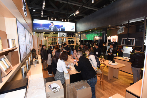 2015�V�݇��H�OӋ����12���𺳵ǈ�(ch��ng)��