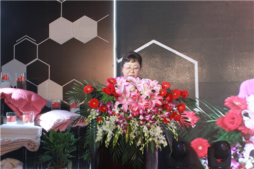 ��ʼҼ��D������?m��ng)߾Gɫ�Ҽ��������®a(ch��n)Ʒ���l(f��)����(hu�� )�A�M(m��n)���_(k��i)