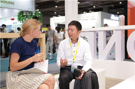 �m�����F��z�w�S��̺��Ʒ�l(f��)����(hu�� )�e��