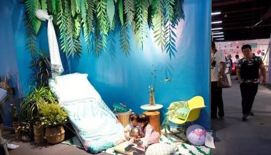 ���R���Ҽ�2017������Ʒ�l(f��)����(hu�� )�ɹ��e��