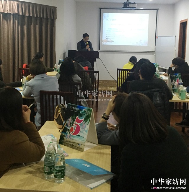 �R�ۅ�Խ֮�����_(k��i)���Ҽ�����(y��u)��ƪ��