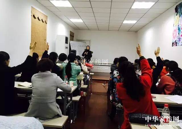 �Pʢ�Ҽ�����Ӣ�Ƽ��S�����(m��ng)��Ⱥ�t����־�ڎp����