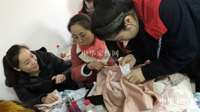 �Pʢ�Ҽ�����Ӣ�Ƽ��S�����(m��ng)��Ⱥ�t����־�ڎp����