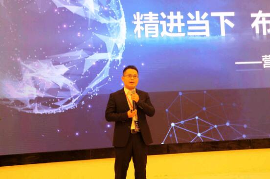 ���R���Ҽ�2017�ﶬ��Ʒ�l(f��)����(hu�� )�A�M(m��n)��Ļ