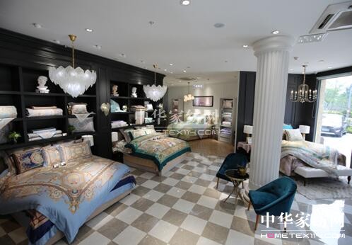 ���󣺏��Ї��Ҽ���������ߵ����H���ƵĄ�(chu��ng  )����