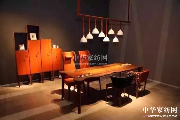 ܛ�b�L(f��ng)�����OӋʢ�������ܼҾ��������ۼ���ʺ����㹲���Ї��Ҳ���(hu�� )��ʮ�A�Q