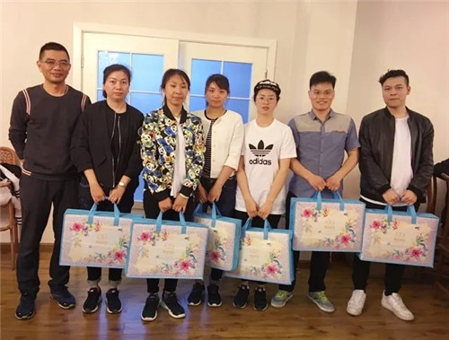 �Pʢ��(h��)��F�����(d��ng)�O���澳���ƵZͬ����