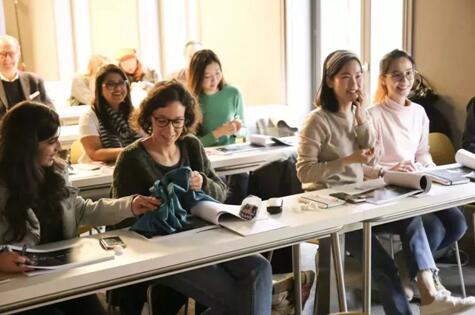 ����Ҽ��y���R�m�W�����_(k��i)�����H�r(sh��)��У��������