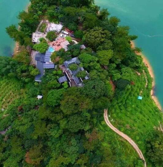 ����Ȼ���ؾ�����������һ��(ch��ng)���ӵİl(f��)����(hu�� )