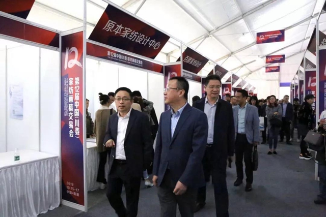 32�f(w��n)����(hu��)�����ɽ���9000�f(w��n)Ԫ����ʮ�����Ї����������Ҽ���(hu��)�彻�ו�(hu�� )¡�����_(k��i)���x��ͨ�ݼҼ��a(ch��n)�I(y��)��1+3���¸��