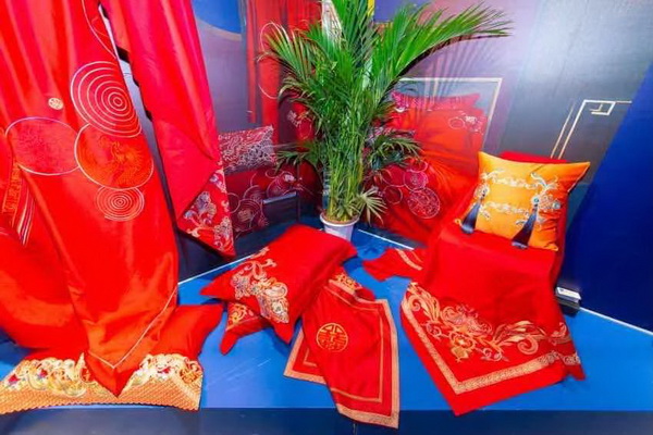 �M�F���ഺ���Ҽ�չ����Ҽ�ӡ�(li��n)�˄�(chu��ng  )�¼Ҽ��a(ch��n)�I(y��)�����B(t��i)