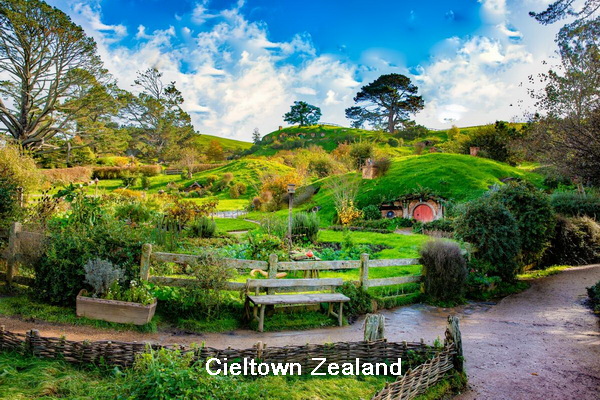 �����Ļ����¾���(j��ng)��,���Ġ�С悡��Ƴ��ػ�ϵ����Ʒ,���塤һ�����u���P��(l�� )����4��������