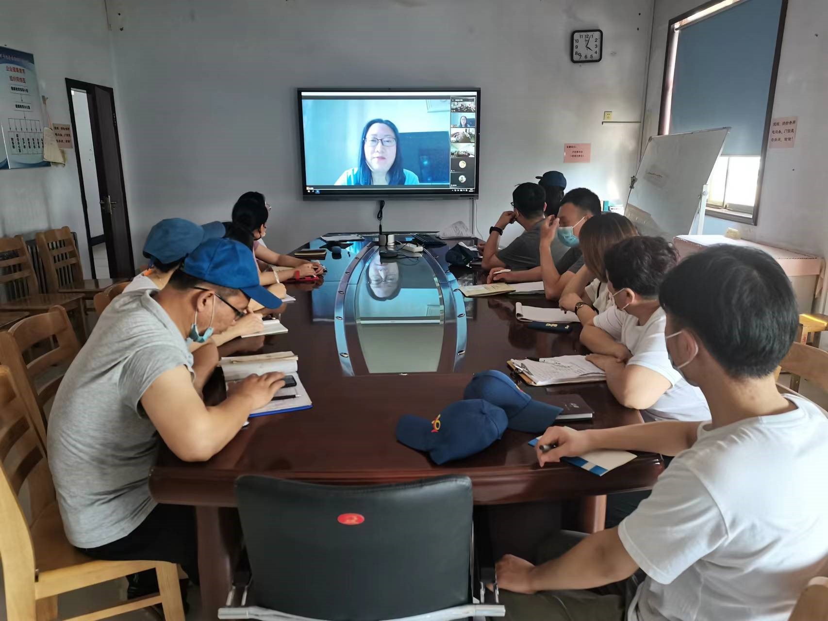 ����������Ʒ�����A(y��ng)δ��(l��i)--���AԴý�w���ƾ��ס����(d��ng)�A�M(m��n)�e��