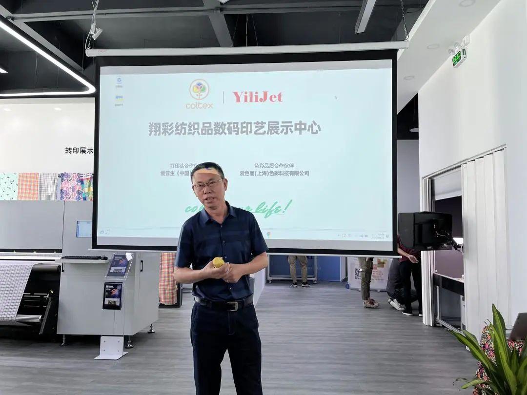 ��ʼ���Ʒ���aӡˇչʾ���ĳɹ���Ļ���F��(ch��ng)�l(f��)������ذ���Ʒ